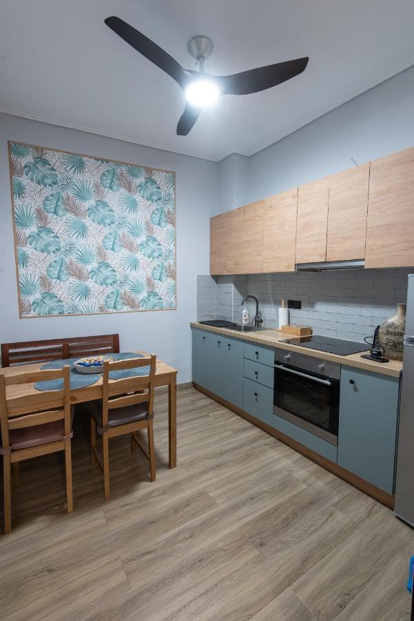 Apartamento Blue Tourmaline Downtown Flat Kalamata Exterior foto